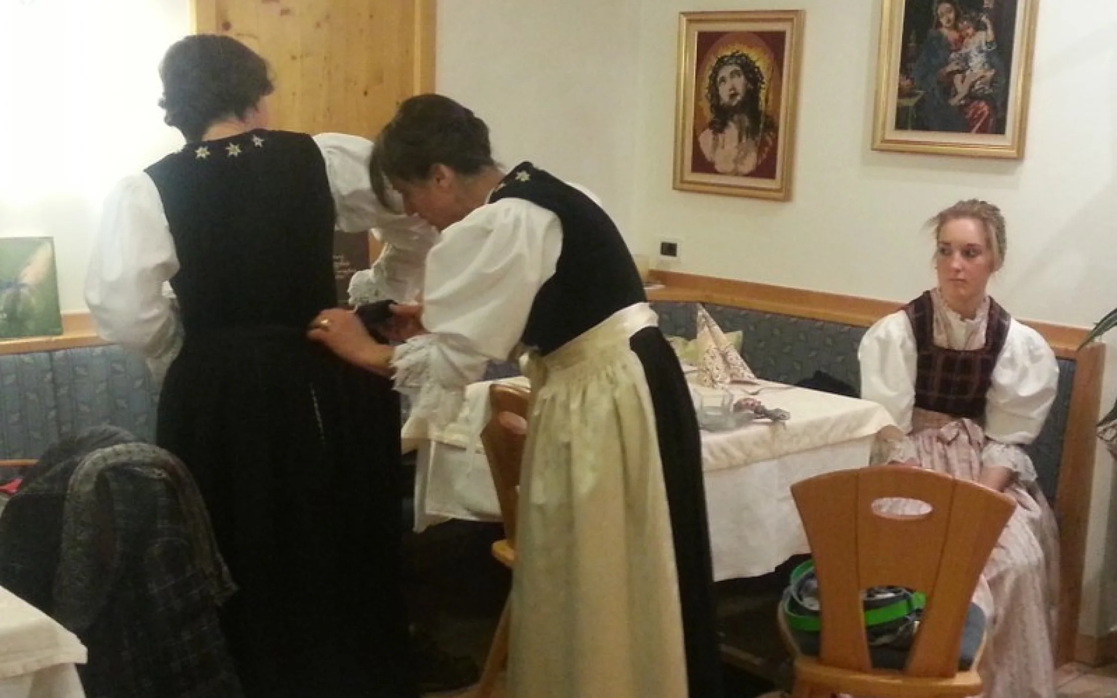 Trachtennhkurs 2014 und 15 4_800x600.jpg